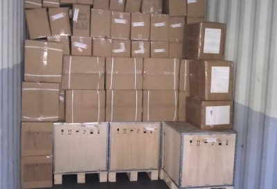 Затарка сборного контейнера на складе консолидации в Шанхае, 1х40'HQ, LCL 1906