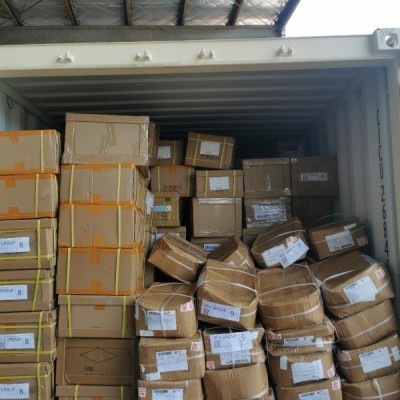 Затарка сборного контейнера на складе консолидации в Шанхае, 1х20', LCL 2205