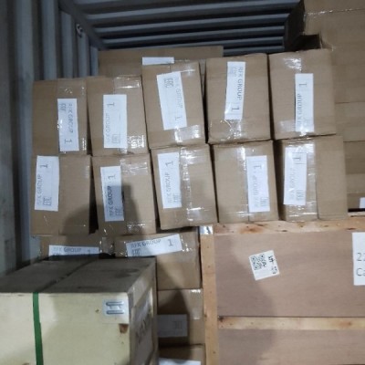 Затарка сборного контейнера на складе консолидации в Шанхае, 1х40'HQ, LCL 2206