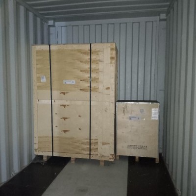 Затарка сборного контейнера на складе консолидации в Шанхае, 1х40'HQ, LCL 2303