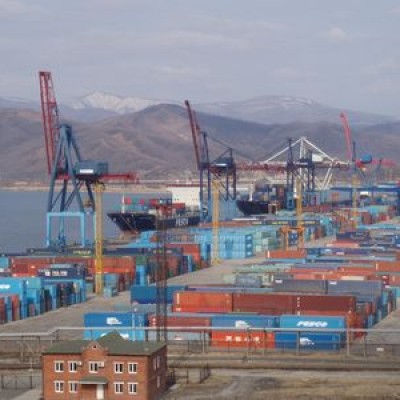 Морская доставка контейнеров в порт Восточный, РФ