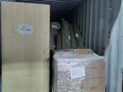 Затарка сборного контейнера на складе консолидации в Шанхае, 1х40'HQ, LCL 2309