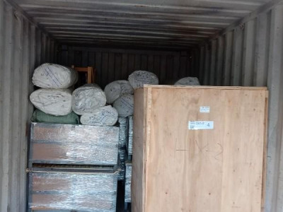 Затарка сборного контейнера на складе консолидации в Шанхае, 1х20', LCL 2006
