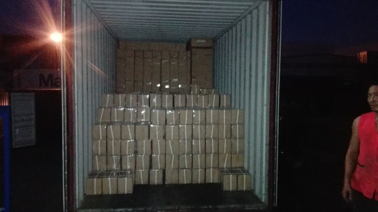 Затарка сборного контейнера на складе консолидации в Шанхае, 1х40'HQ, LCL 1716